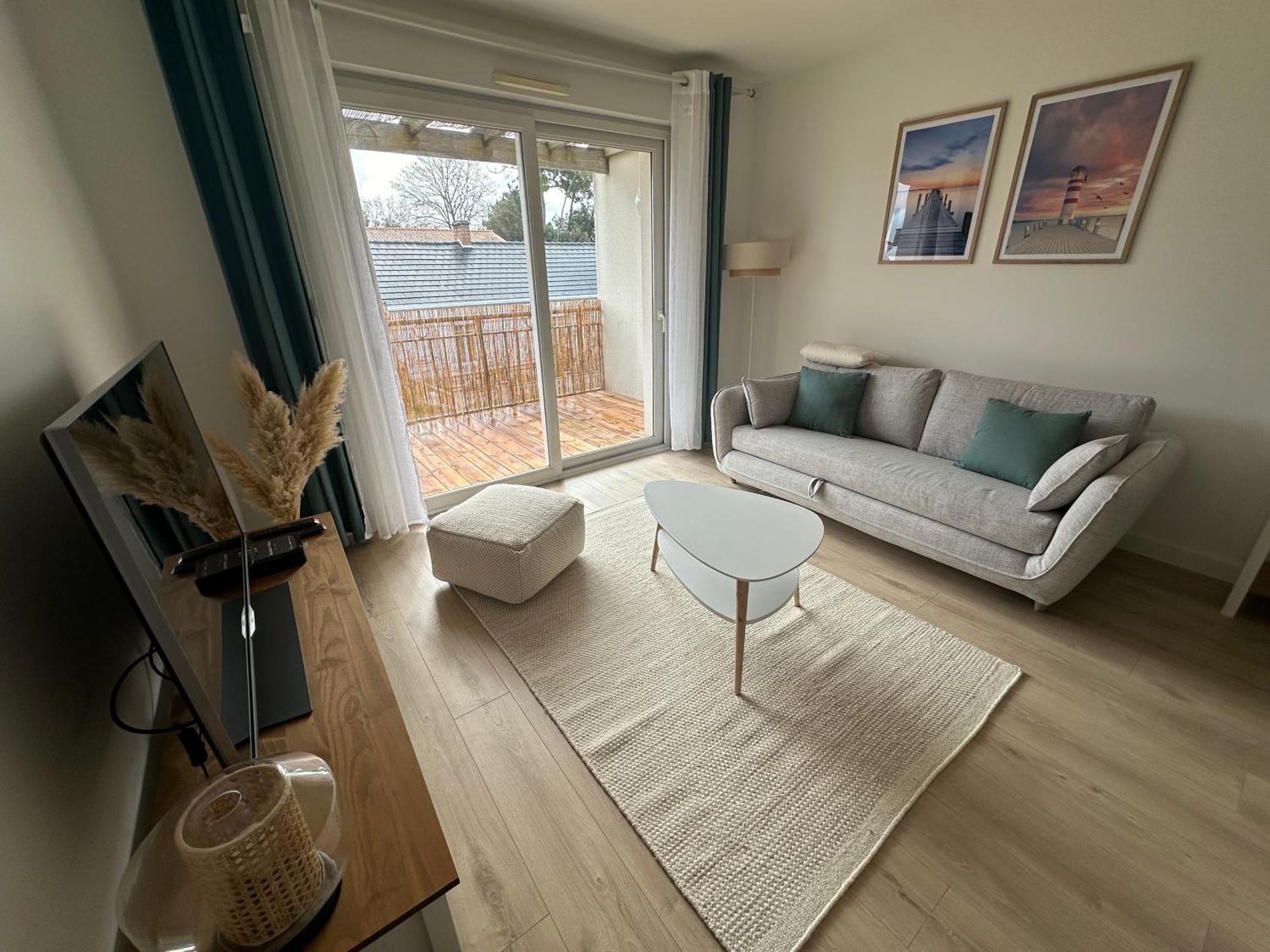 Apartment La Garenne, Pres Des Commerces *