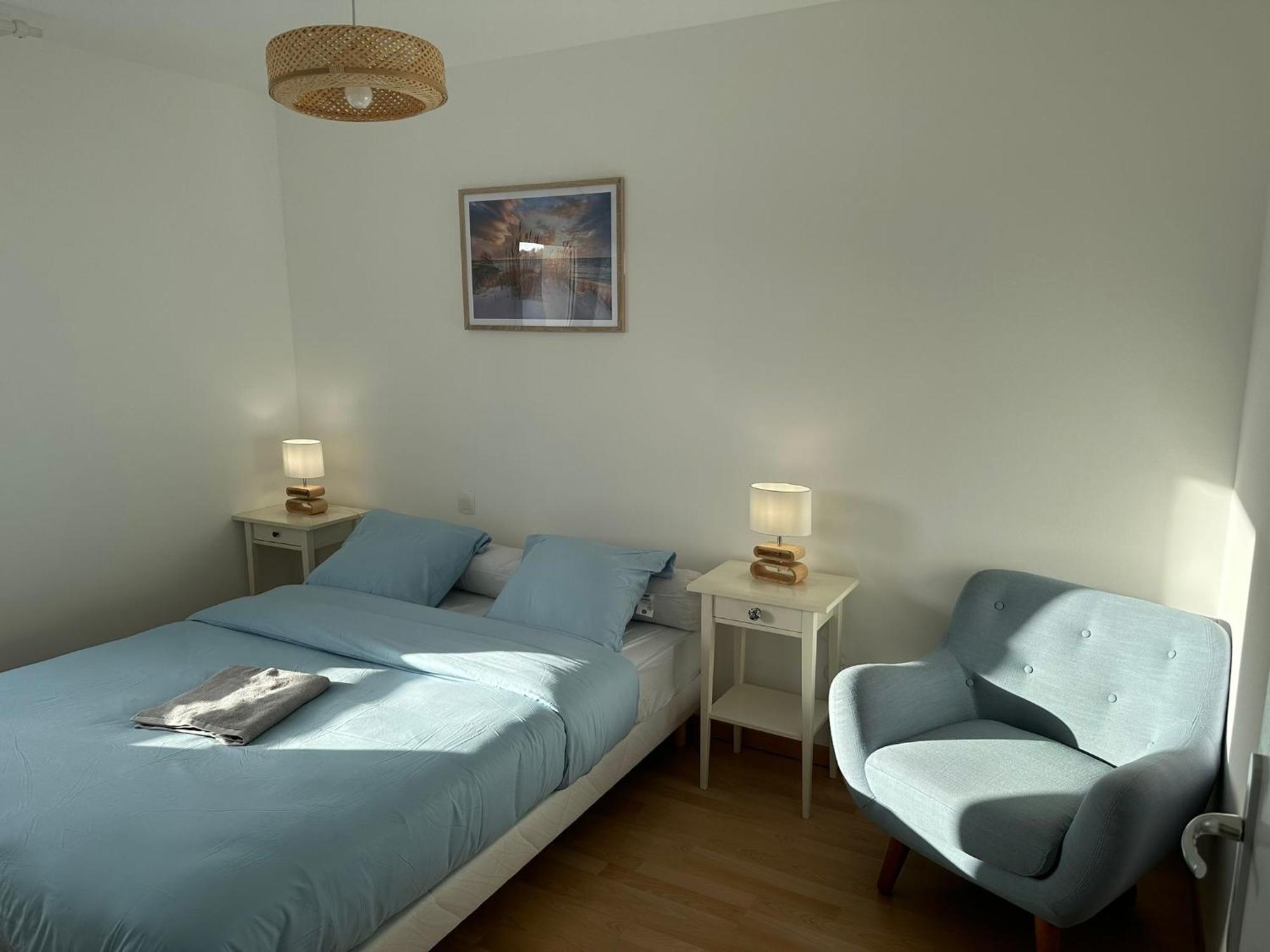 Appartement La Garenne, Pres Des Commerces *