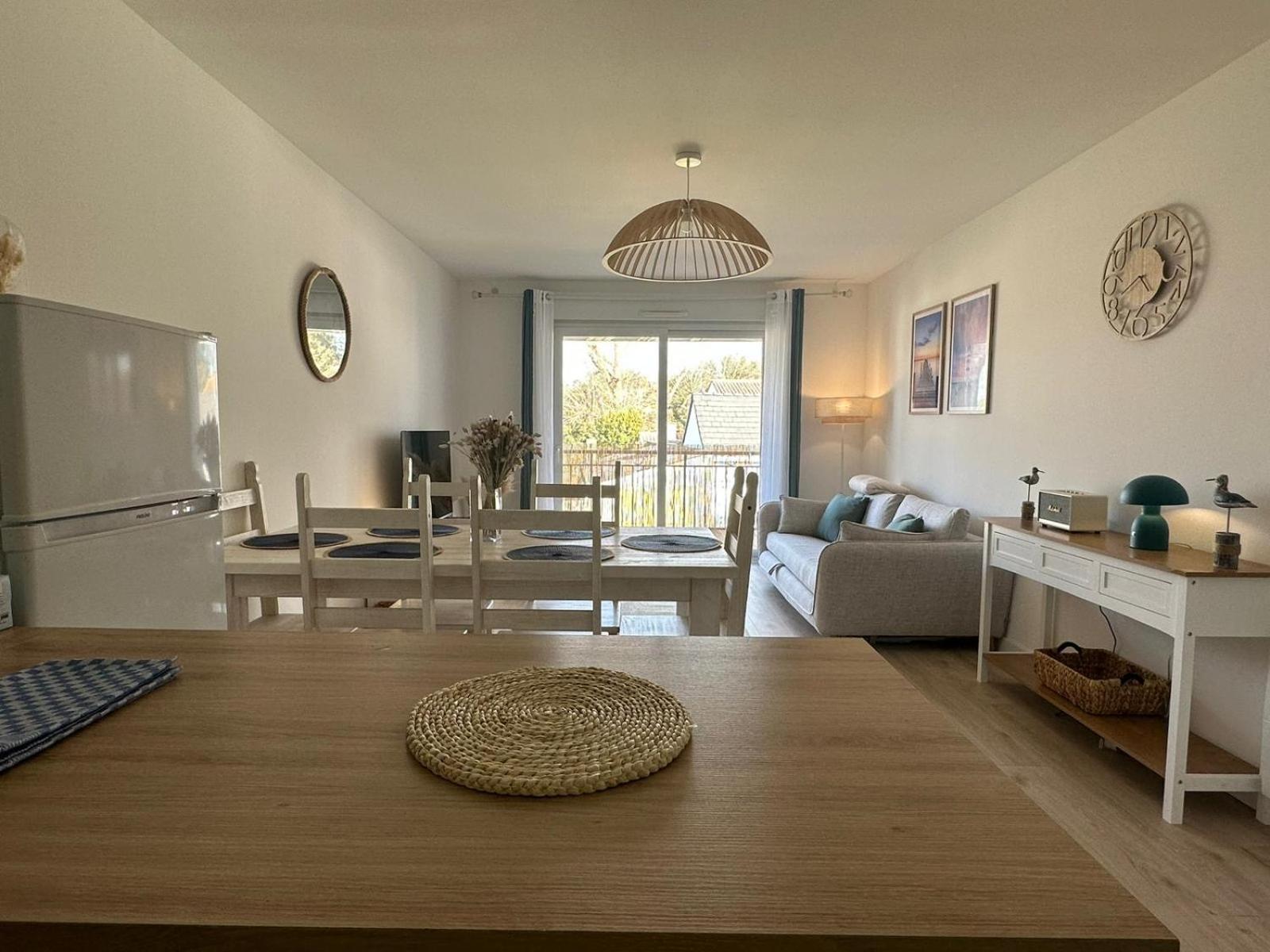 Appartement La Garenne, Pres Des Commerces *